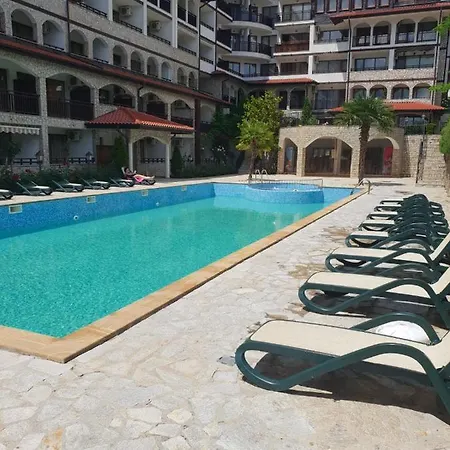 Amphora Szveti Vlasz